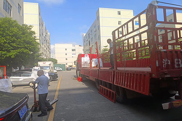  K66凯时官网科技-美东汇成医疗自动化装备今日交付